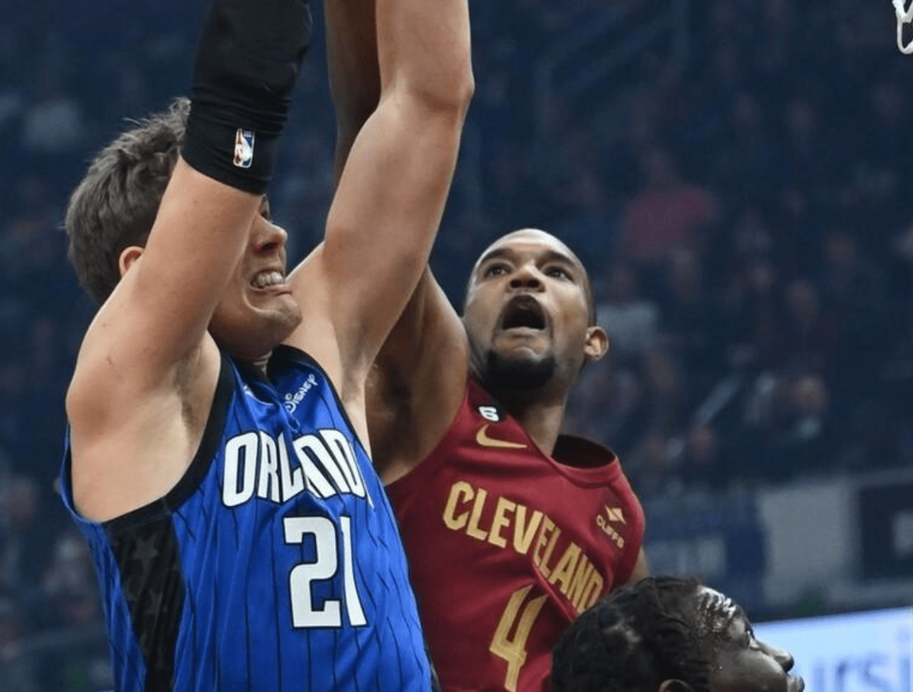 里尔扳平良机奥兰多魔术官宣签约备战社区盾，成都蓉城回应争议备战德甲直接炸裂的简单介绍